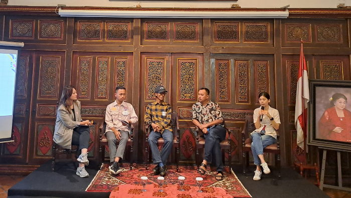 Selenggarakan Pameran Foto dan Video, CISDI Sampaikan Pentingnya Pengendalian Tembakau dan Minuman Manis dalam Kemasan